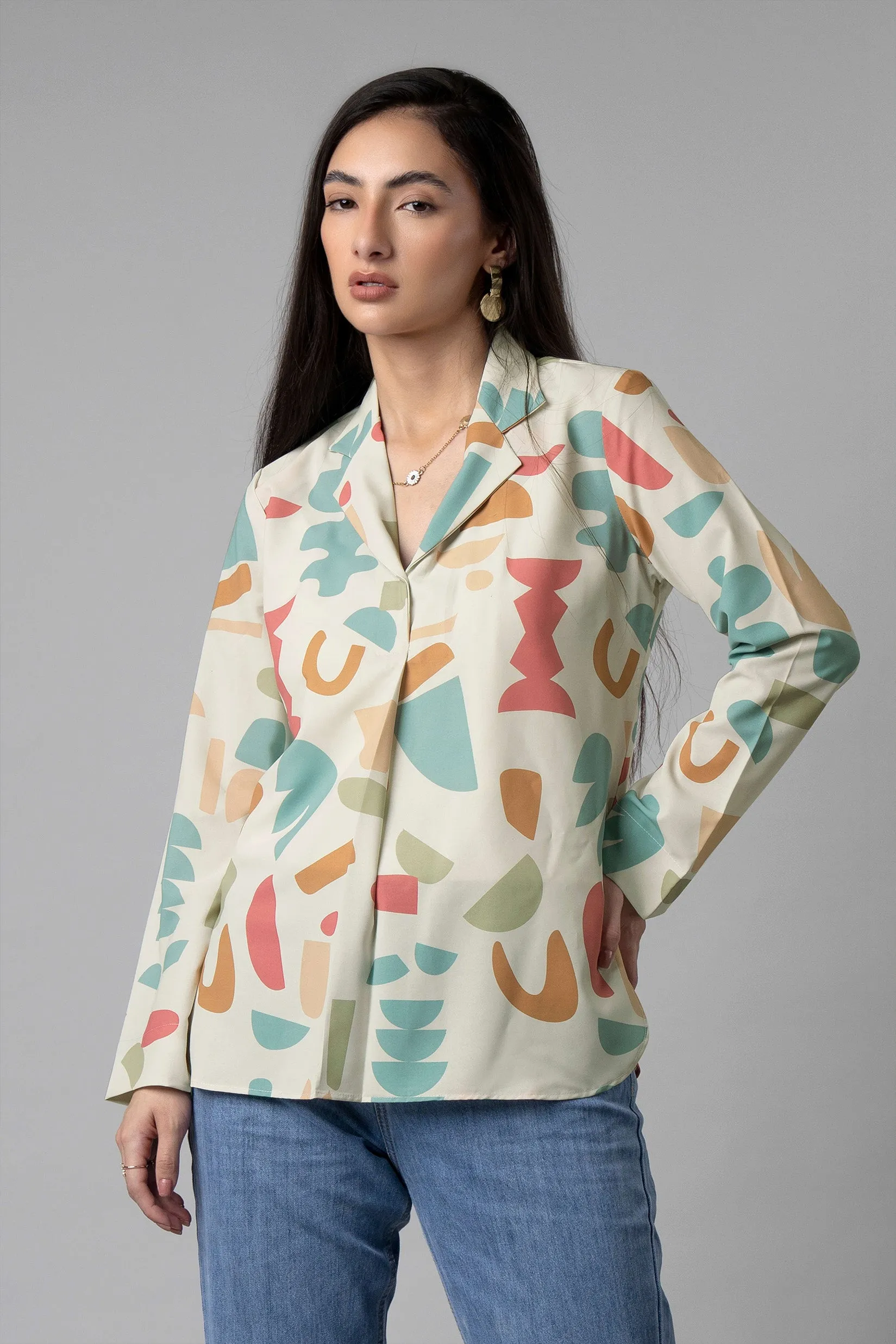 Abstract Notched Collar Top