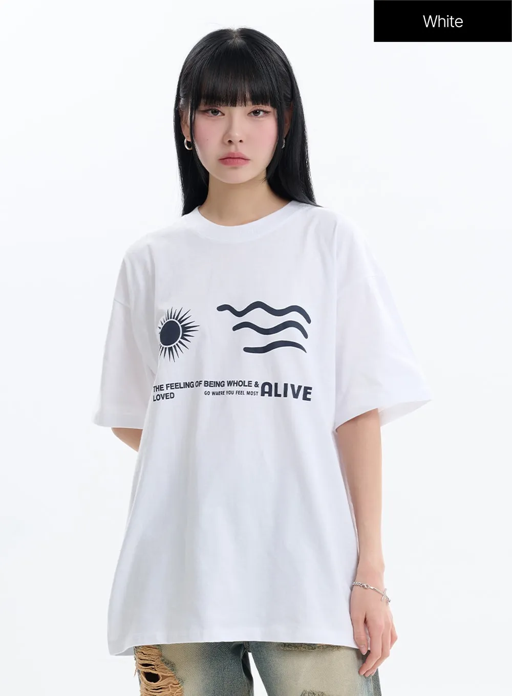 ALIVE Oversized T-Shirt IF413