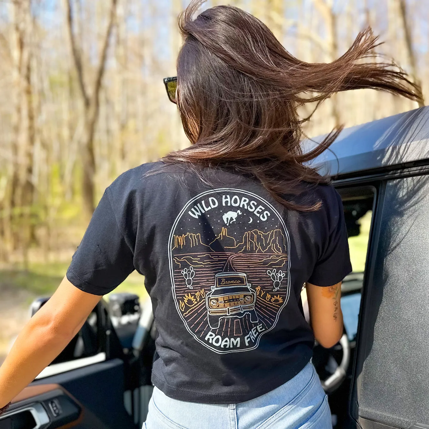 Ford Bronco Women's Relaxed Crop T-Shirt