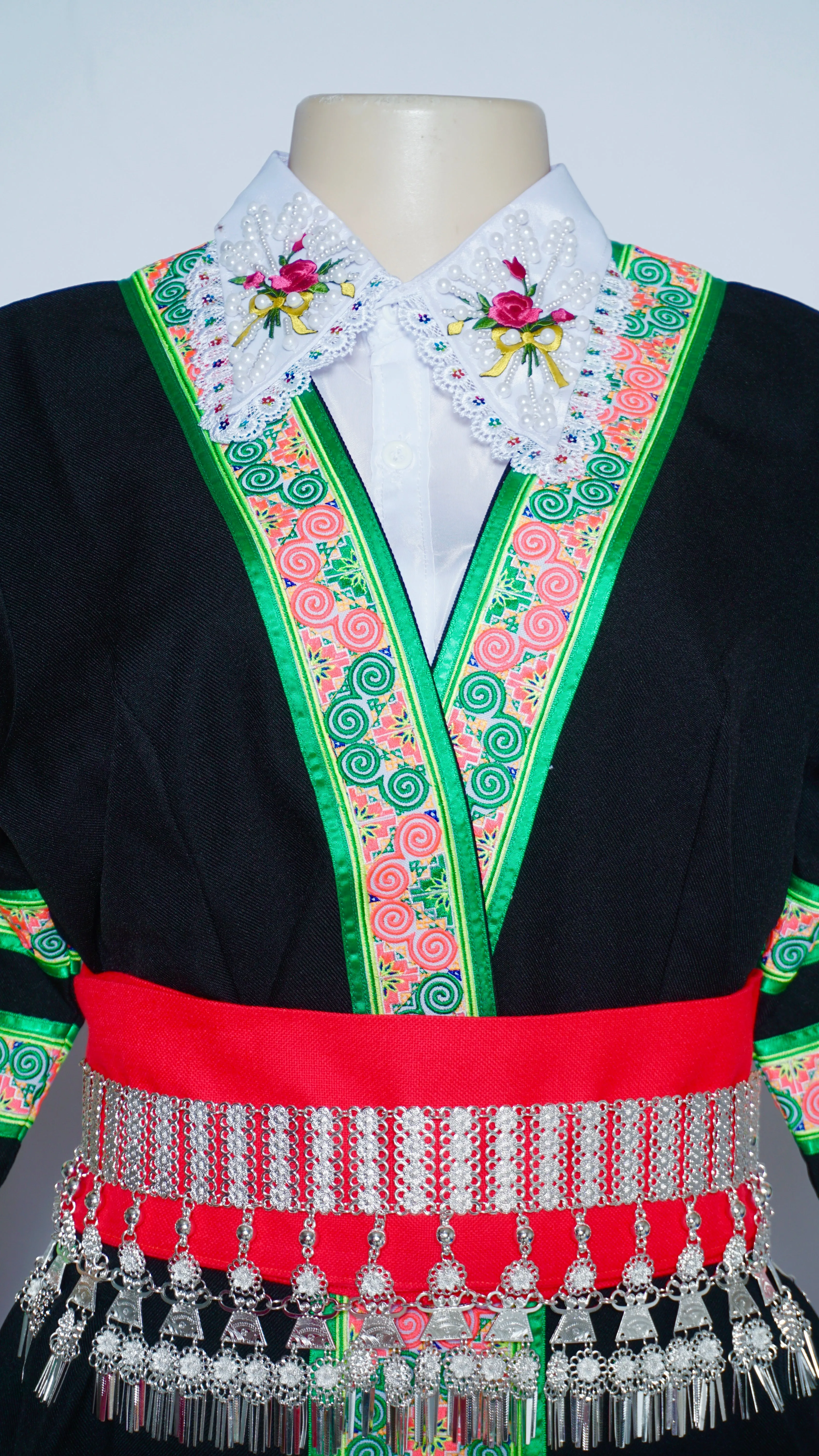 Hmong Txiaj Green Trim