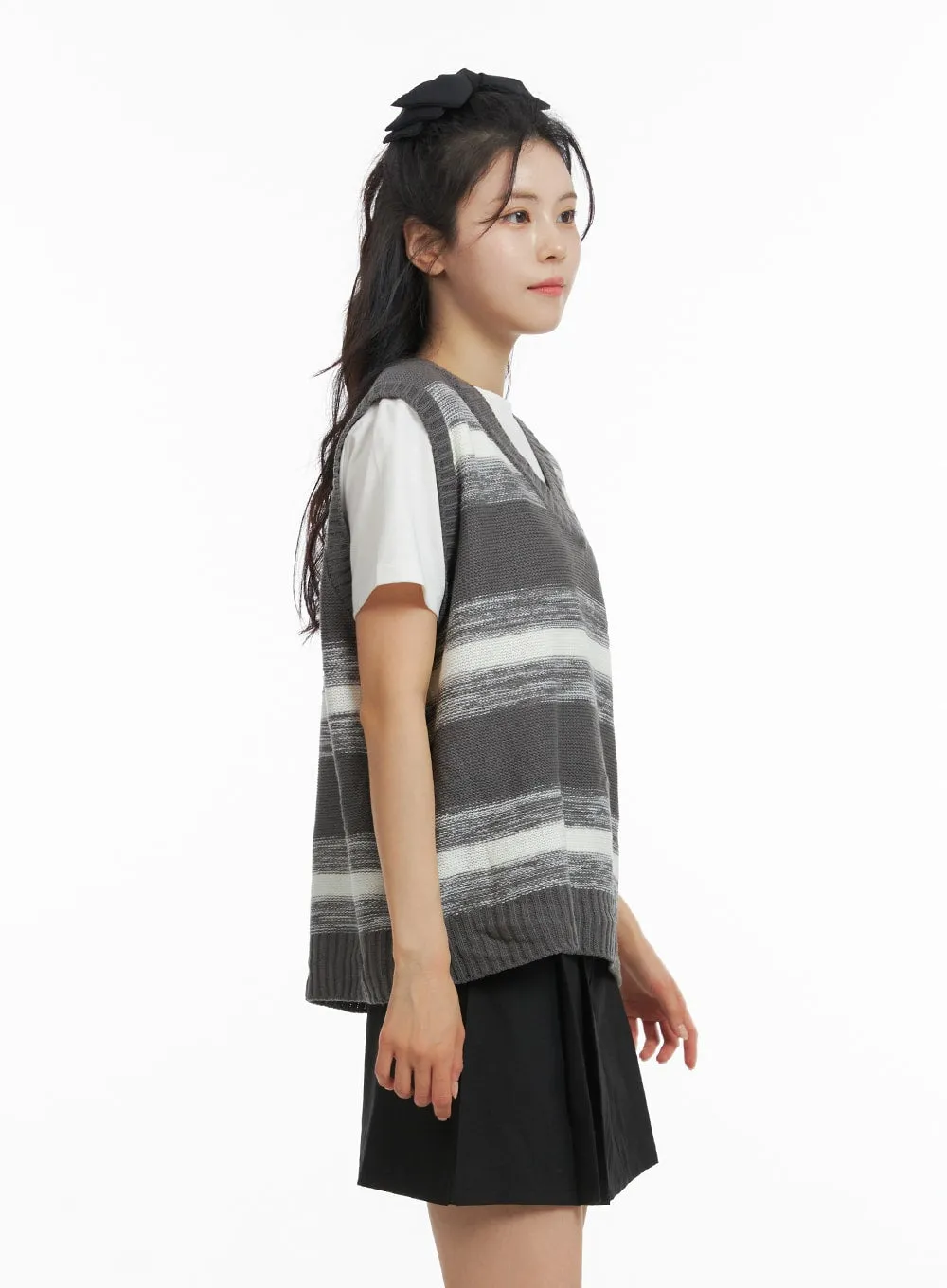 Oversized Striped Knit Sweater Vest OM419