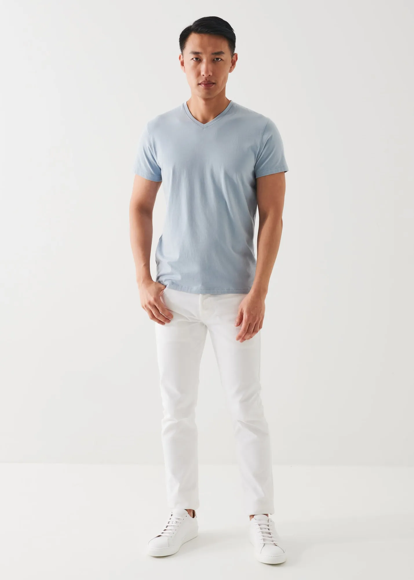 PIMA COTTON STRETCH V-NECK T-SHIRT