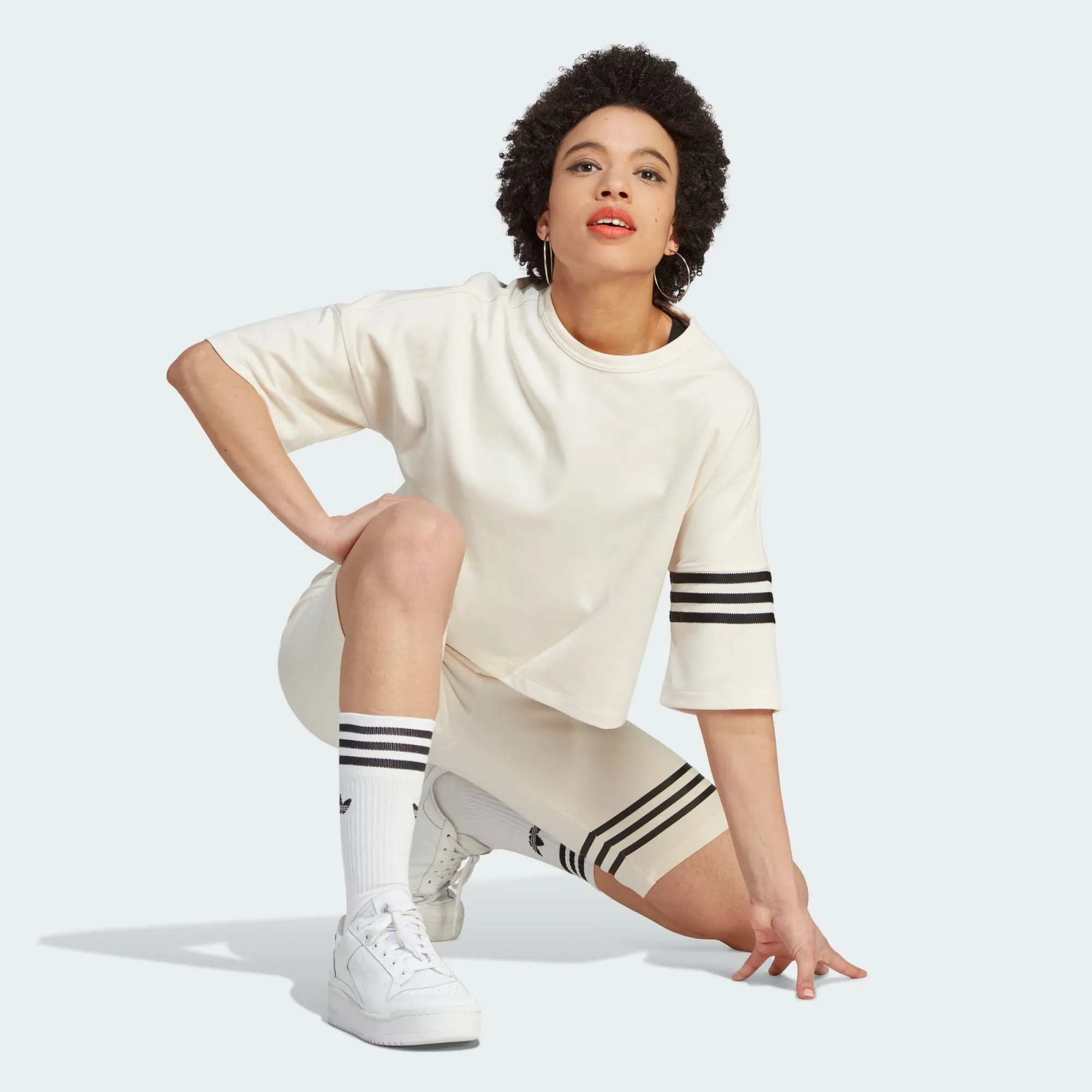 WMN'S ADICOLOR NEUCLASSICS TEE 'WONDER WHITE/BLACK'