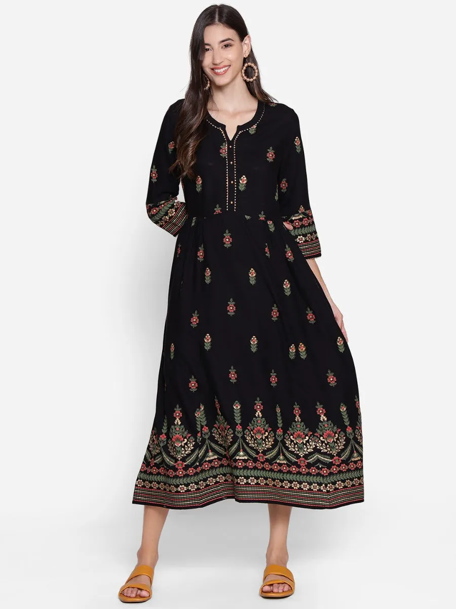 Certainly! Here’s an optimized title for the e-commerce product:

Elegant Womens Black Floral Printed Maxi Dress - Perfect for Casual and Formal Occasions