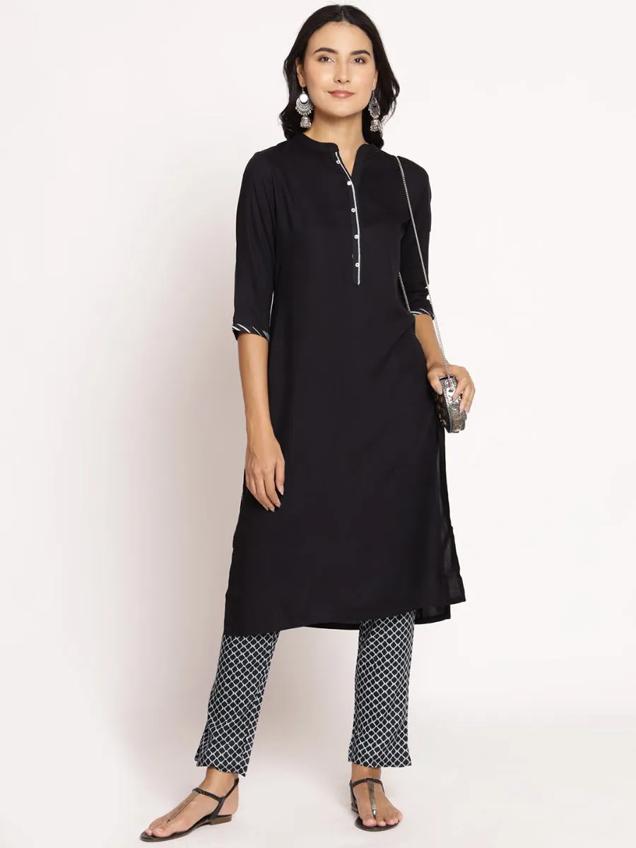 Women Black Solid Kurta With Trouser